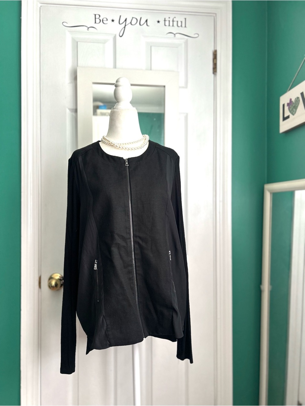 Lola & Sophie Black Zip-Front Lightweight Jacket XL